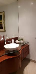 Casa de 5 alcobas en venta en San Jose De Bavaria, Bogotá, 580 m² · foto 2 de 12