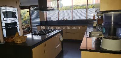 Casa de 5 alcobas en venta en San Jose De Bavaria, Bogotá, 580 m² · foto 7 de 12