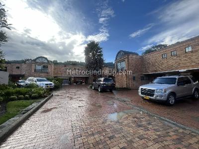 Casa de 4 alcobas en venta en San Jose De Bavaria, Bogotá, 237 m² · foto 10 de 10