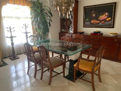 Casa de 3 alcobas en venta en San Jose De Bavaria, Bogotá, 400 m² · foto 9 de 13