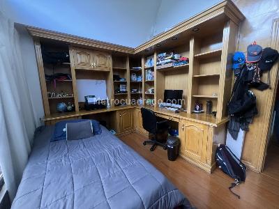 Casa de 3 alcobas en venta en San Jose De Bavaria, Bogotá, 183 m² · foto 6 de 9