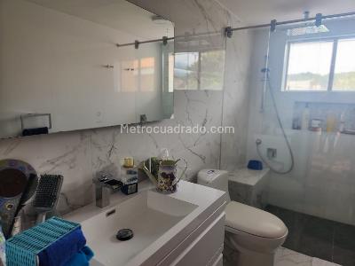 Casa en venta en San Jose De Bavaria, Bogotá · foto 7 de 11