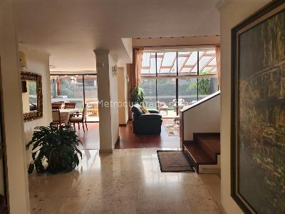 Casa de 4 alcobas en venta en San Jose De Bavaria, Bogotá, 328 m² · foto 11 de 11