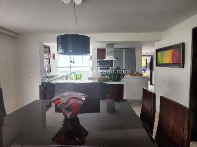 Casa de 3 alcobas en venta en San Jose De Bavaria, Bogotá, 350 m² · foto 6 de 10