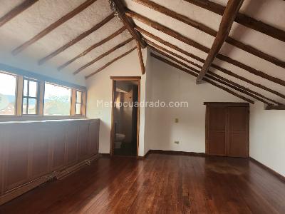 Casa de 4 alcobas en venta en San Jose De Bavaria, Bogotá, 220 m² · foto 11 de 13