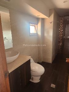 Casa de 4 alcobas en venta en San Jose De Bavaria, Bogotá, 220 m² · foto 4 de 13