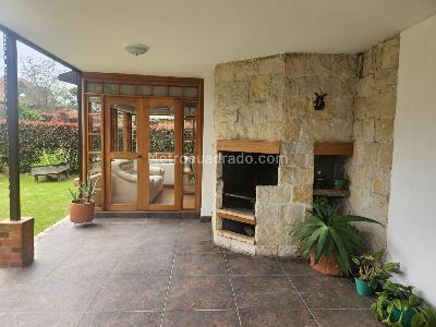 Casa de 4 alcobas en venta en San Jose De Bavaria, Bogotá, 220 m² · foto 5 de 13