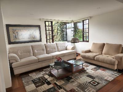 Casa de 4 alcobas en venta en San Jose De Bavaria, Bogotá, 350 m² · foto 6 de 10