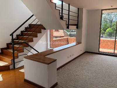 Casa de 3 alcobas en venta en San Jose De Bavaria, Bogotá, 390 m² · foto 11 de 13