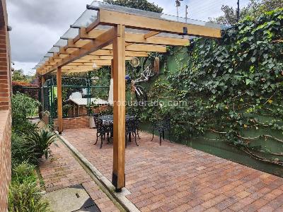 Casa de 4 alcobas en venta en San Jose De Bavaria, Bogotá, 560 m² · foto 14 de 15