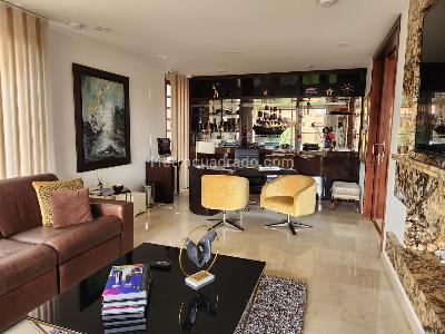 Casa de 4 alcobas en venta en San Jose De Bavaria, Bogotá, 560 m² · foto 2 de 15