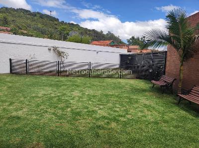 Casa de 4 alcobas en venta en San Jose De Bavaria, Bogotá, 400 m² · foto 10 de 20