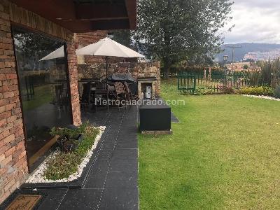 Casa de 4 alcobas en venta en San Jose De Bavaria, Bogotá, 350 m² · foto 8 de 14
