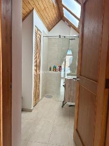 Casa de 3 alcobas en venta en San Jose De Bavaria, Bogotá, 400 m² · foto 5 de 12