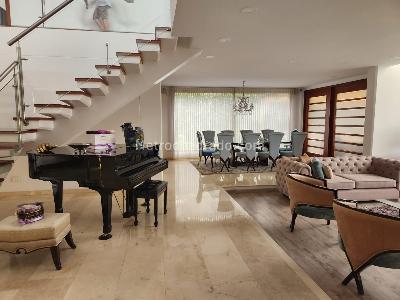 Casa de 4 alcobas en venta en San Jose De Bavaria, Bogotá, 560 m² · foto 10 de 12