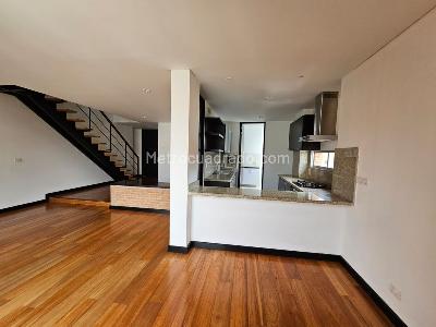Apartamento en venta en Santa Barbara, Bogotá · foto 3 de 6