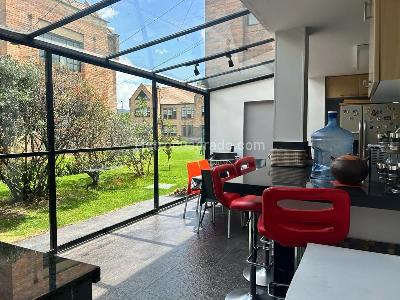 Casa de 3 alcobas en venta en San Jose De Bavaria, Bogotá, 320 m² · foto 6 de 16
