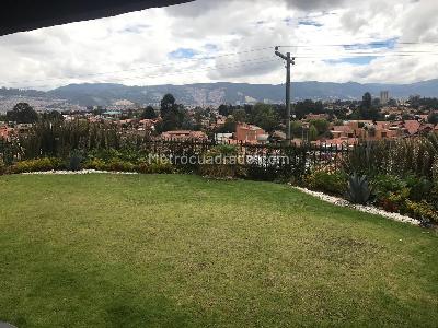 Casa de 3 alcobas en venta en San Jose De Bavaria, Bogotá, 320 m² · foto 13 de 17