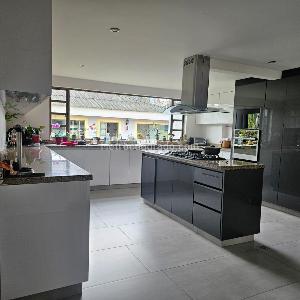 Casa de 5 alcobas en arriendo en San Jose De Bavaria, Bogotá, 650 m² · foto 6 de 15