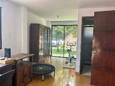 Casa de 3 alcobas en venta en San Jose De Bavaria, Bogotá, 400 m² · foto 10 de 12