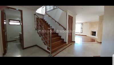 Casa de 4 alcobas en venta en San Jose De Bavaria, Bogotá, 500 m² · foto 9 de 11