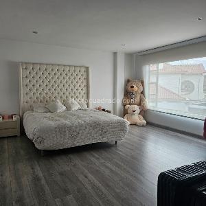 Casa de 5 alcobas en venta en San Jose De Bavaria, Bogotá, 650 m² · foto 11 de 19