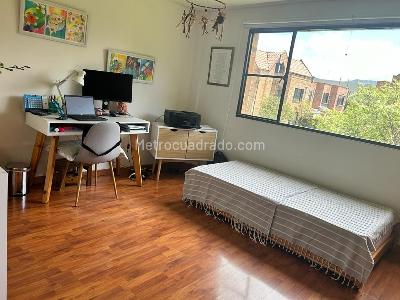 Casa de 4 alcobas en venta en San Jose De Bavaria, Bogotá, 400 m² · foto 12 de 15