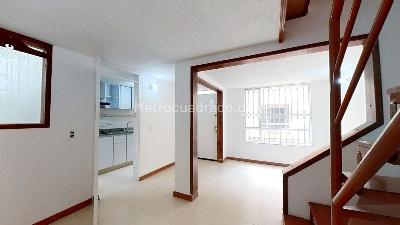 Casa de 3 alcobas en venta en Mirandela, Bogotá, 70 m² · foto 7 de 7