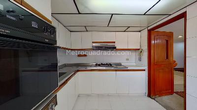 Apartamento de 4 alcobas en venta en Molinos Norte, Bogotá, 143 m² · foto 7 de 8