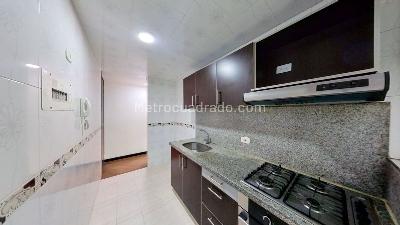 Apartamento de 3 alcobas en venta en Ciudad Hayuelos, Bogotá, 78 m² · foto 8 de 9