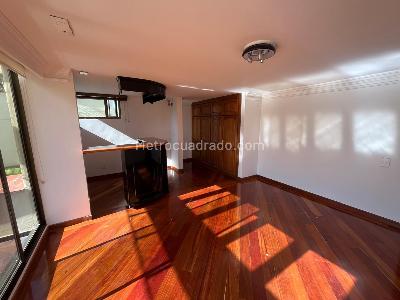 Casa de 5 alcobas en arriendo en San Jose De Bavaria, Bogotá, 350 m² · foto 11 de 20