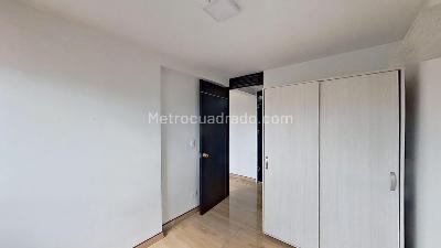Apartamento en venta en Castilla, Bogotá · foto 4 de 14