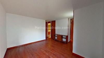 Apartamento de 3 alcobas en venta en Gratamira Campestre, Bogotá, 93 m² · foto 2 de 17