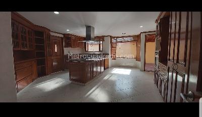 Casa de 4 alcobas en venta en San Jose De Bavaria, Bogotá, 520 m² · foto 16 de 18