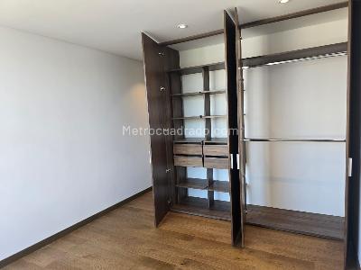 Apartamento de 3 alcobas en venta en Colina El Plan, Bogotá, 173 m² · foto 4 de 17