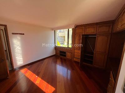 Casa de 5 alcobas en arriendo en San Jose De Bavaria, Bogotá, 350 m² · foto 16 de 20