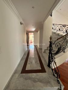 Casa de 5 alcobas en arriendo en San Jose De Bavaria, Bogotá, 350 m² · foto 4 de 20