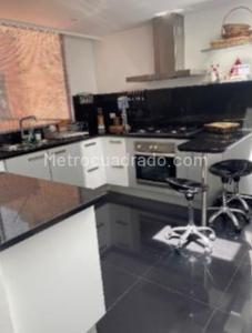 Apartamento en venta en San Patricio, Bogotá · foto 9 de 11