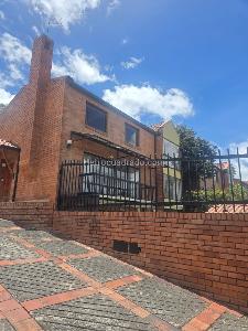 Casa de 4 alcobas en venta en San Jose De Bavaria, Bogotá, 245 m² · foto 5 de 19