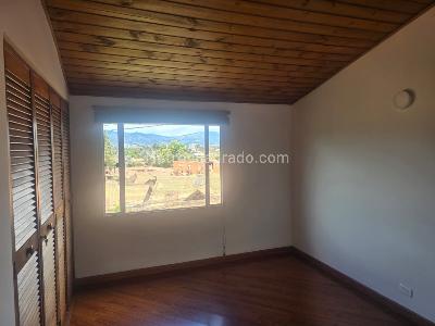 Casa de 4 alcobas en venta en San Jose De Bavaria, Bogotá, 245 m² · foto 8 de 19