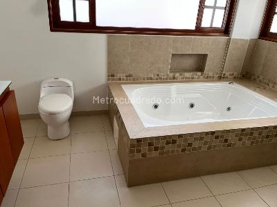 Casa de 4 alcobas en venta en Chía, 167 m² · foto 2 de 15