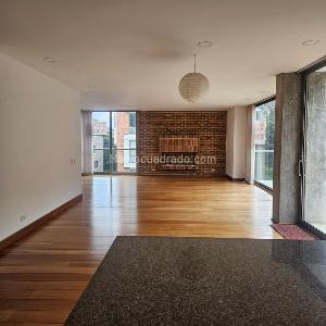 Apartamento en venta en Los Rosales, Bogotá · foto 2 de 12