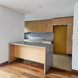 Apartamento en venta en Los Rosales, Bogotá · foto 6 de 12