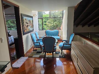 Casa de 4 alcobas en venta en San Jose De Bavaria, Bogotá, 400 m² · foto 3 de 11
