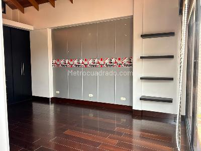 Casa en venta en San Jose De Bavaria, Bogotá · foto 6 de 13