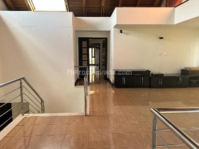 Casa en venta en San Jose De Bavaria, Bogotá · foto 8 de 13
