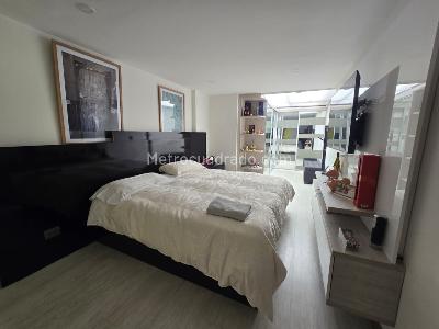 Apartamento de 3 alcobas en venta en Los Rosales Reservado, Bogotá, 175 m² · foto 8 de 13