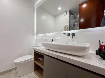 Apartamento de 4 alcobas en venta en Balcones De Lindaraja, Bogotá, 238 m² · foto 8 de 13
