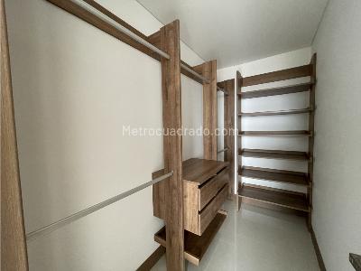 Apartamento de 3 alcobas en venta en Altos De Ciudad Jardin, Cali, 147 m² · foto 12 de 20