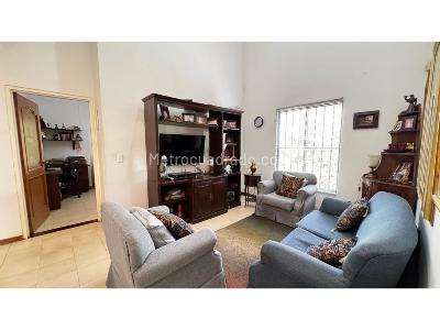 Casa de 4 alcobas en venta en Sur, Cali, 234 m² · foto 17 de 20